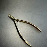 Aba Group Cążki do skórek - jednosprężynowe, złote, 5mm (1130)
