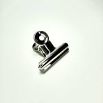 Klips Metalowy do Zaciskania Tunelu Srebrny 4 cm – Klamra do Akrylu i Żelu