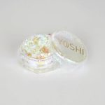 YOSHI Holo Flakes No. 4 0,5 g – holograficzne płatki do zdobień hybrydowych, żelowych i akrylowych